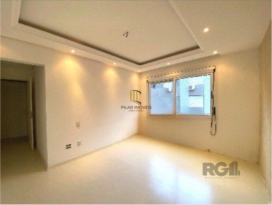 Venda apartamento com 3 dormitórios, 1 suíte e 2 vagas de garagem  lareira e churrasqueira Jardum Itu  Porto Alegre