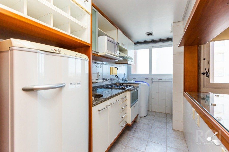 Apartamento com 1 dormitório Garagem e Elevador à venda na Boa Vista Porto Alegre RS