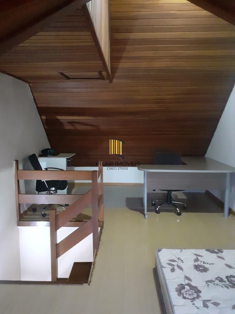 Casa sobrado de 03 dorms.70m2 privativo, Rua Landel de Moura, Tristeza