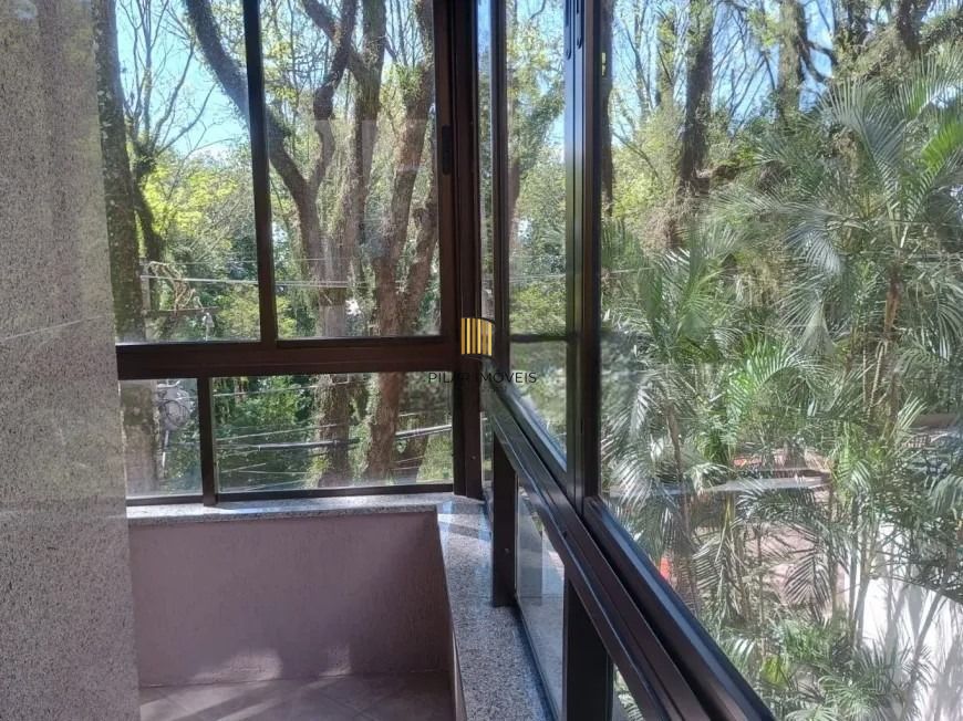 VENDA apartamento de 3 dormitórios, no bairro Moinhos de Vento, com 158 m² de área privativa