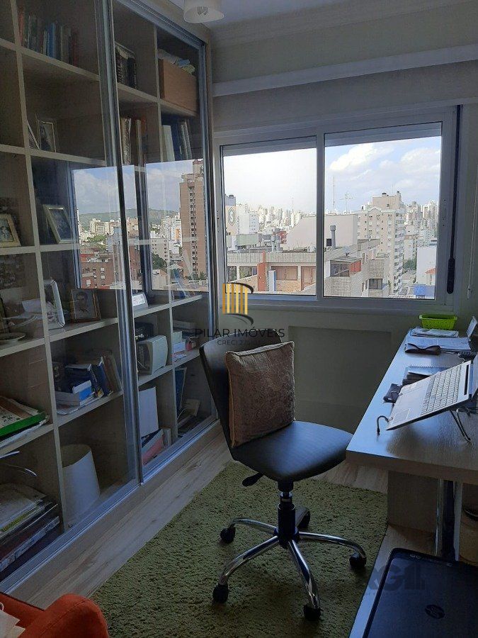 Apartamento 6 dormitórios no bairro Rio Branco