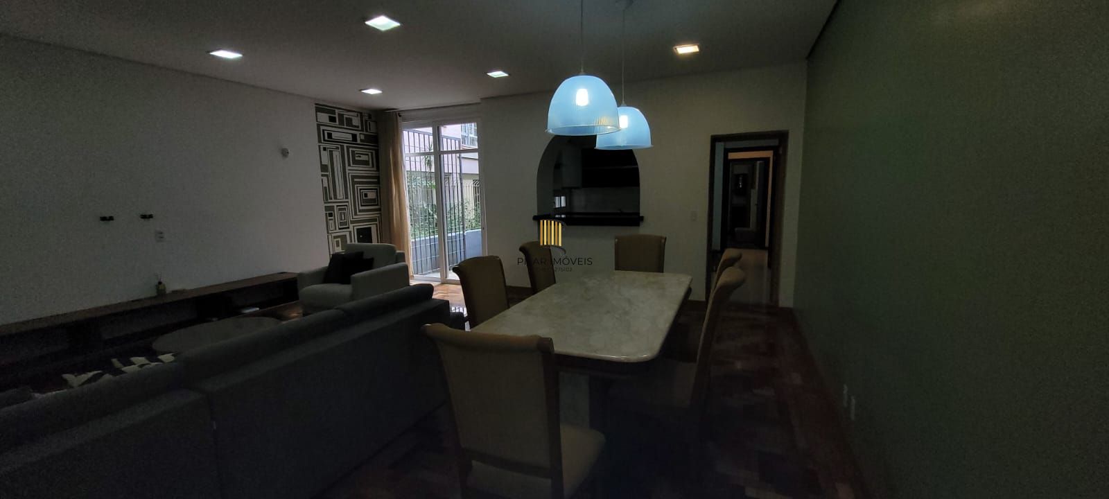 Casa 4 quartos reformada na Rua Andre Poente, residencial com potencial para comercial Próximo Hospital Moinhos de Vento