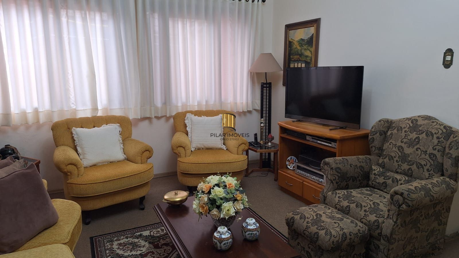 **Apartamento Mobiliado de 3 Quartos à Venda em Porto Alegre, Rio Grande do Sul**