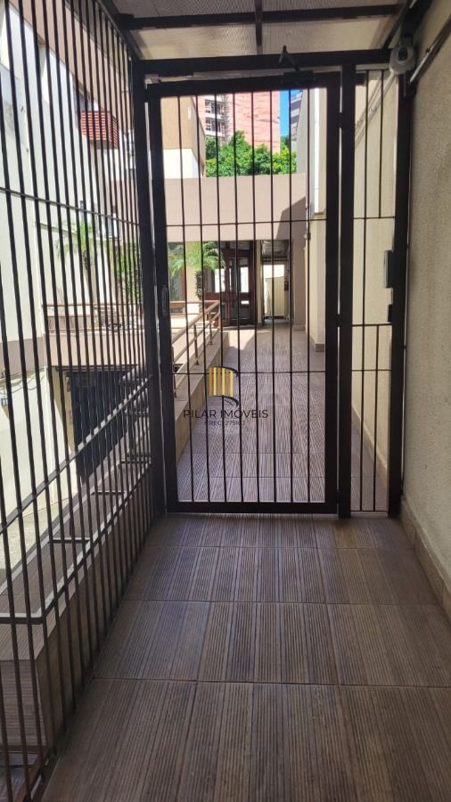 Apartamento para Venda -  1 dormitório amplo com 59,00m², 1 vaga - Rio Branco junto ao parcão, moinhos de vento
