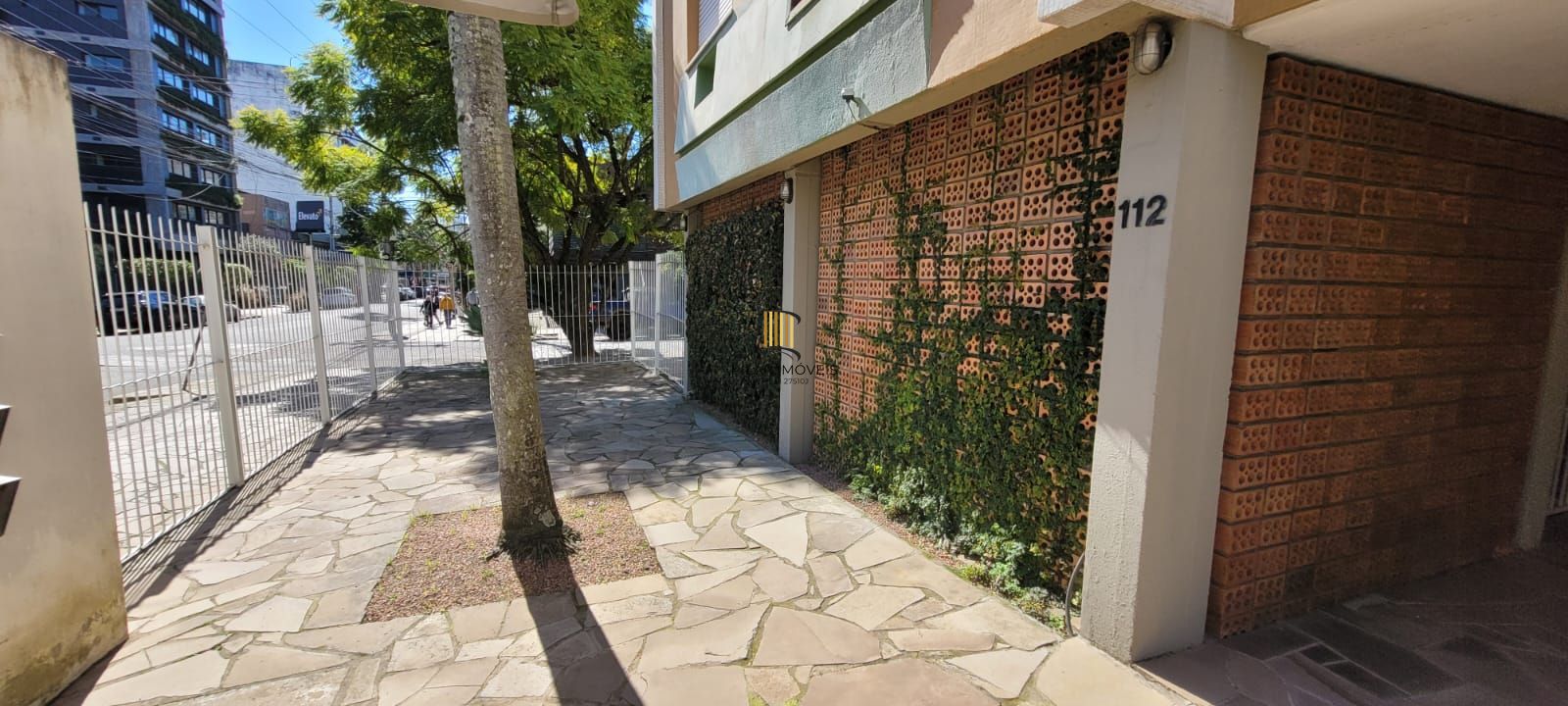 excelente apartamento 3 dorm transformado em 2 com dependencia completa