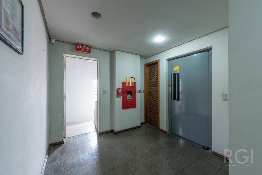 Predio para Venda - 2203.23m², 0 dormitórios, 30 vagas - São João