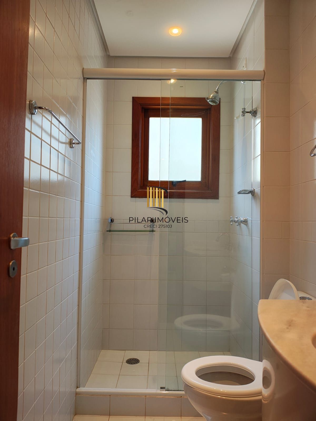 Apartamento Av Guaporé, 2 dormitórios, 2 vagas, churrasqueira