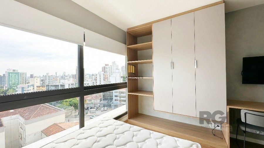 Apartamento para Venda - 29m², 1 quarto, 1 vaga - Petrópolis