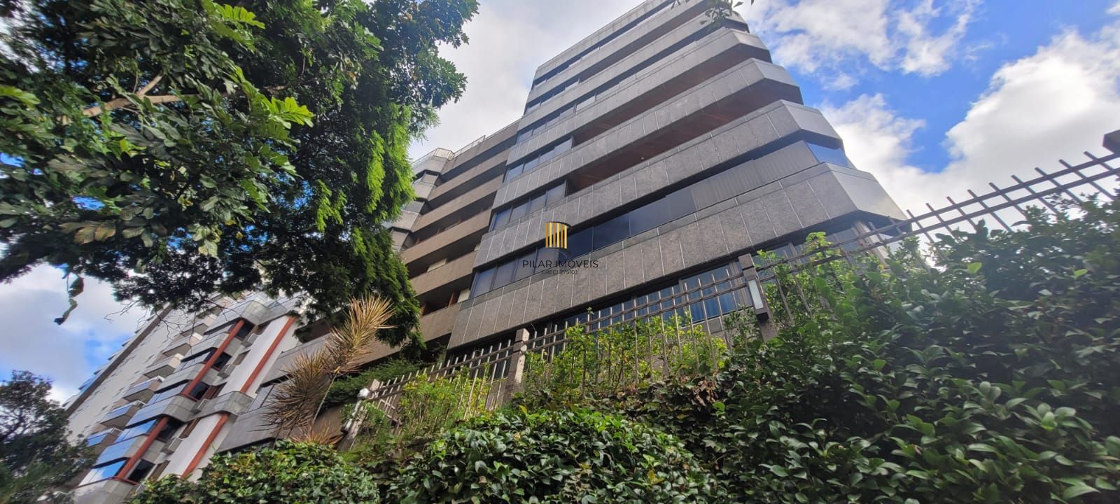 Venda Apartamento 3 quartos Gabinete Suite sacada Churrasqueira 250,03 m² privativos Bela Vista