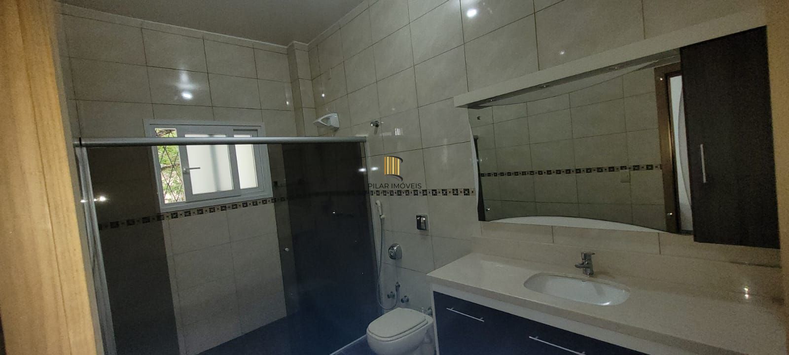 Casa 4 quartos reformada na Rua Andre Poente, residencial com potencial para comercial Próximo Hospital Moinhos de Vento