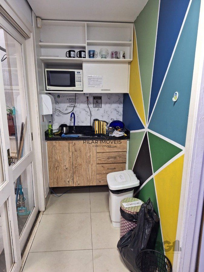 Casa Comercial 3 dormitórios no bairro Menino Deus