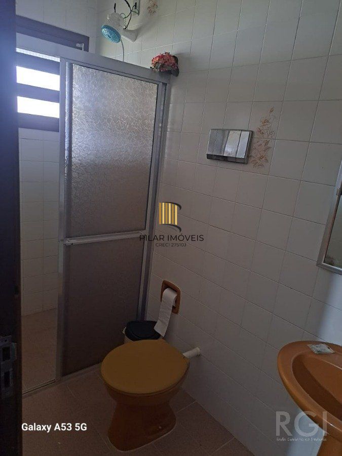 Casa para Venda - 248.88m², 3 dormitórios, sendo 4 suites, 2 vagas - Centro