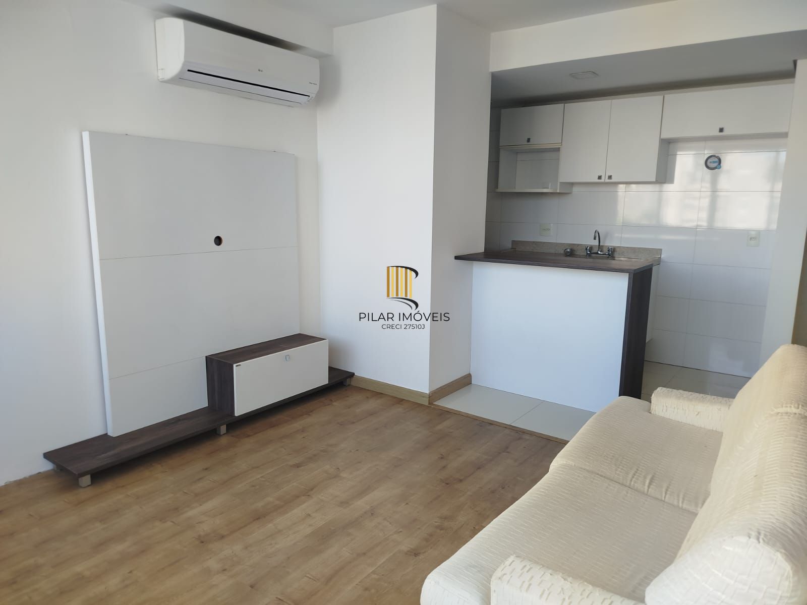 BLACK FRIDAY - Ótimo apartamento de 1 dormitório perto do Parcão, com elevador e vaga coberta. Prédio com academia, lavanderia e salão de festas.