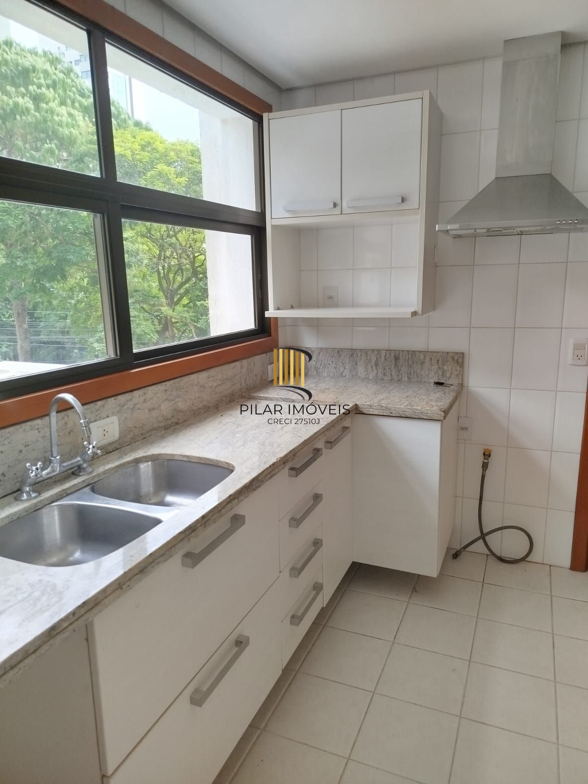 Apartamento 3 dormitórios no bairro Mont Serrat