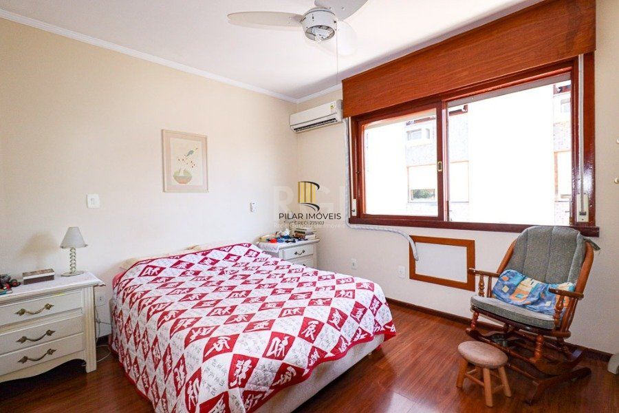 Apartamento para Venda - 172.8m², 3 dormitórios, sendo 1 suites, 1 vaga - Menino Deus