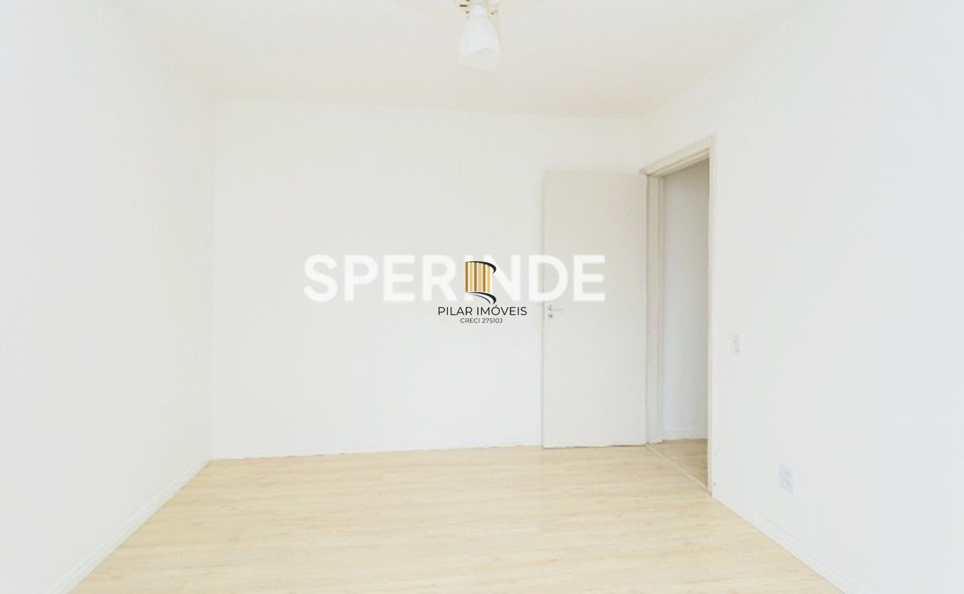 Ótimo apartamento de 02 dormitórios, área de serviço com banheiro auxiliar e 01 vaga de garagem no bairro Boa Vista