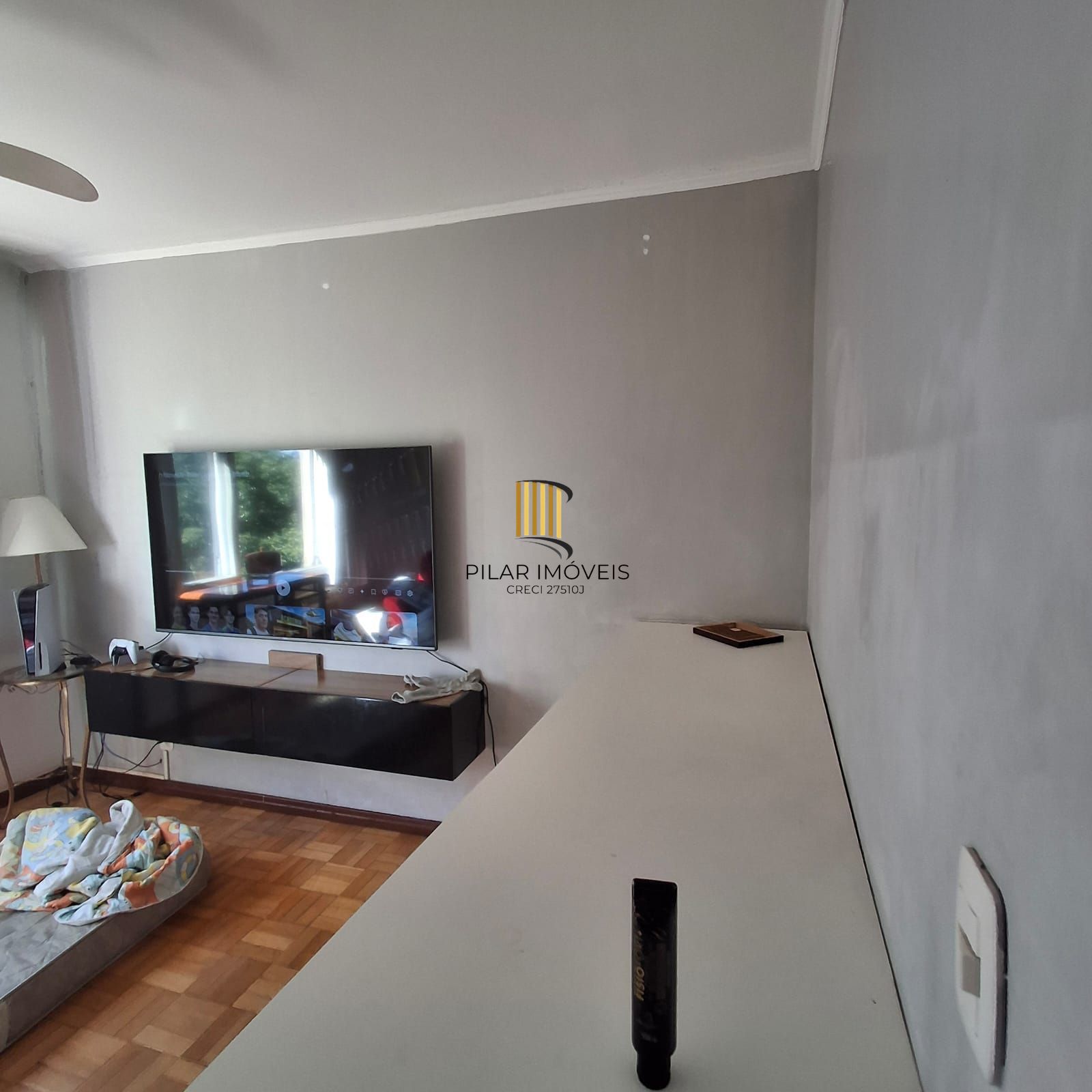Amplo apartamento de 3 dormitórios próximo ao Zaffari Cabral, Parcão, Colegio Leonardo da Vinci