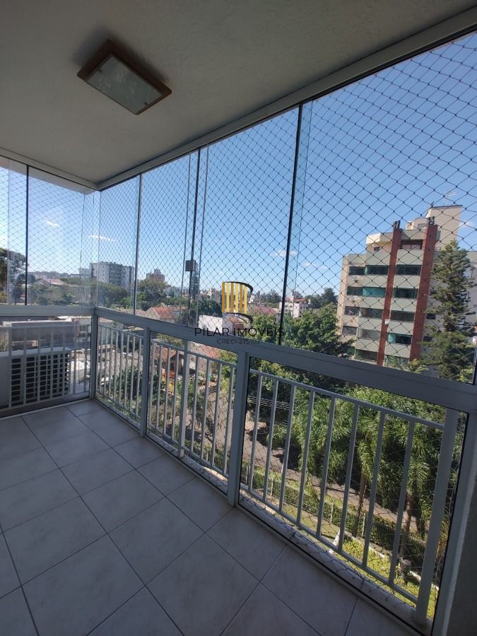 Apartamento 3 dormitórios no bairro Vila Ipiranga