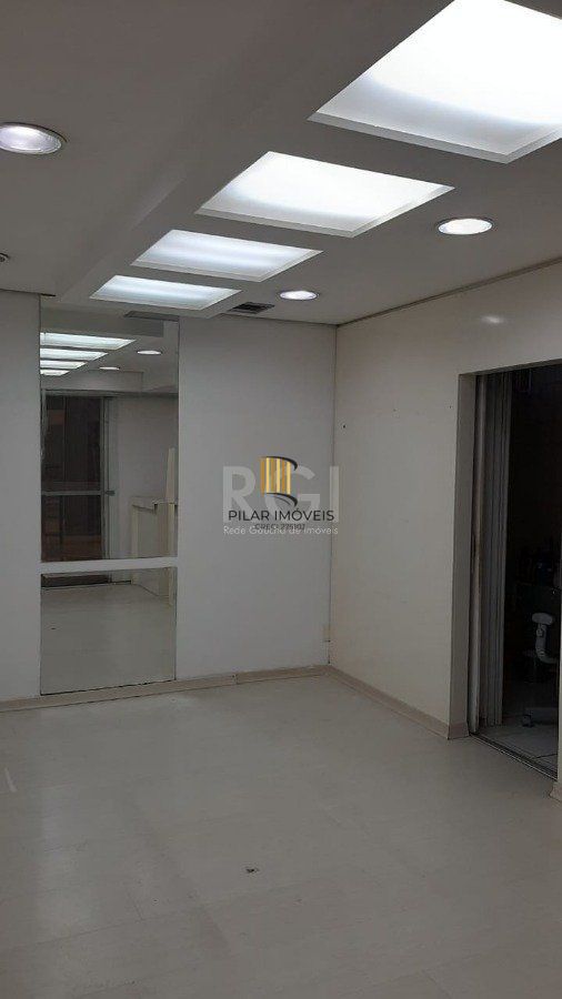 Loja para Venda - 26m², 0 dormitórios, Moinhos de Vento