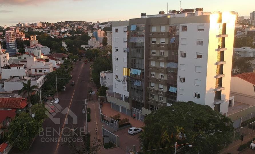 Apartamento 3 dormitórios no bairro Vila Ipiranga