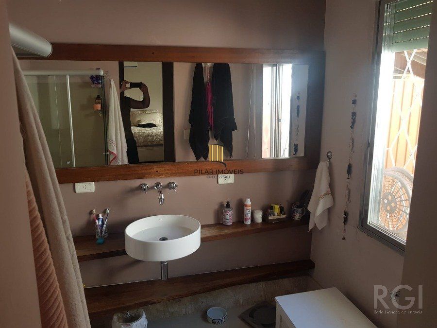 Casa para Venda - 200m², 4 dormitórios, sendo 1 suites, 4 vagas - Santa Tereza