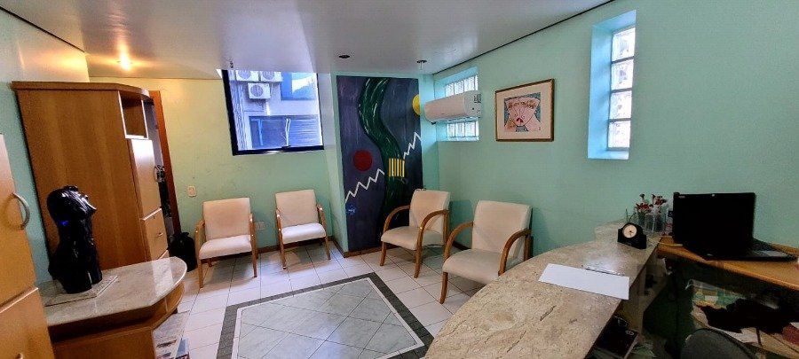 SALA AMPLA COM 73M² PRIVATIVOS, CENTRO PORTO ALEGRE, GARAGEM, ELEVADOR