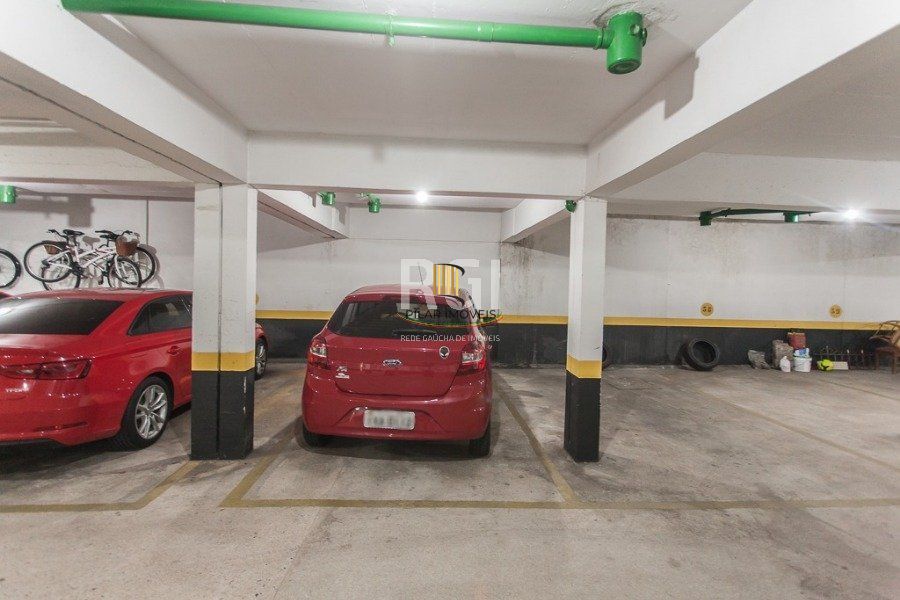Apartamento para Venda - 122m², 3 dormitórios, 2 vagas - Petrópolis