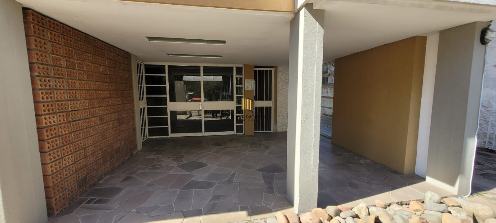 excelente apartamento 3 dorm transformado em 2 com dependencia completa