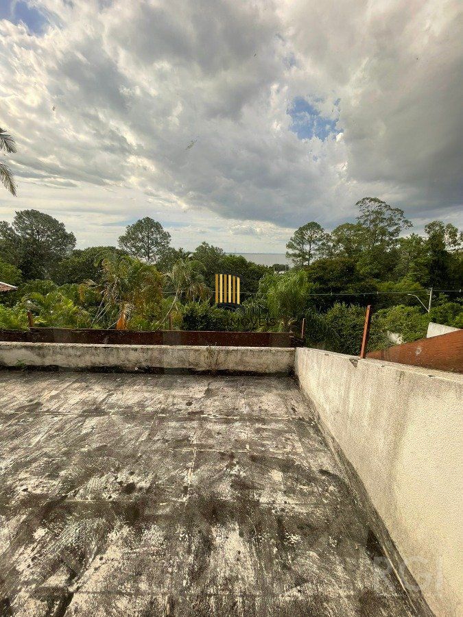 Casa 4 Dormitório(s) Bairro Vila Assunção