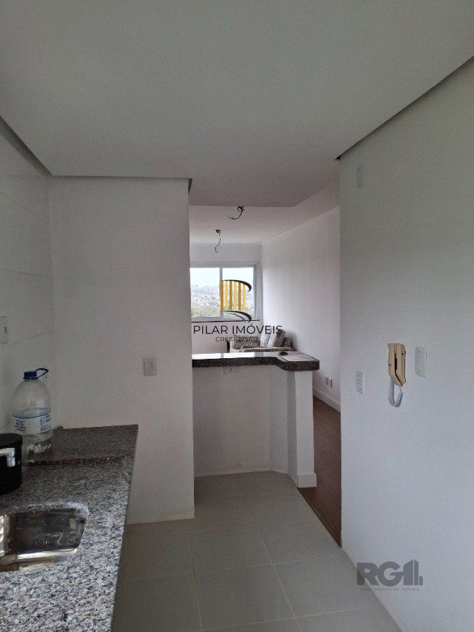 Apartamento 2 dormitórios no bairro Lomba do Pinheiro