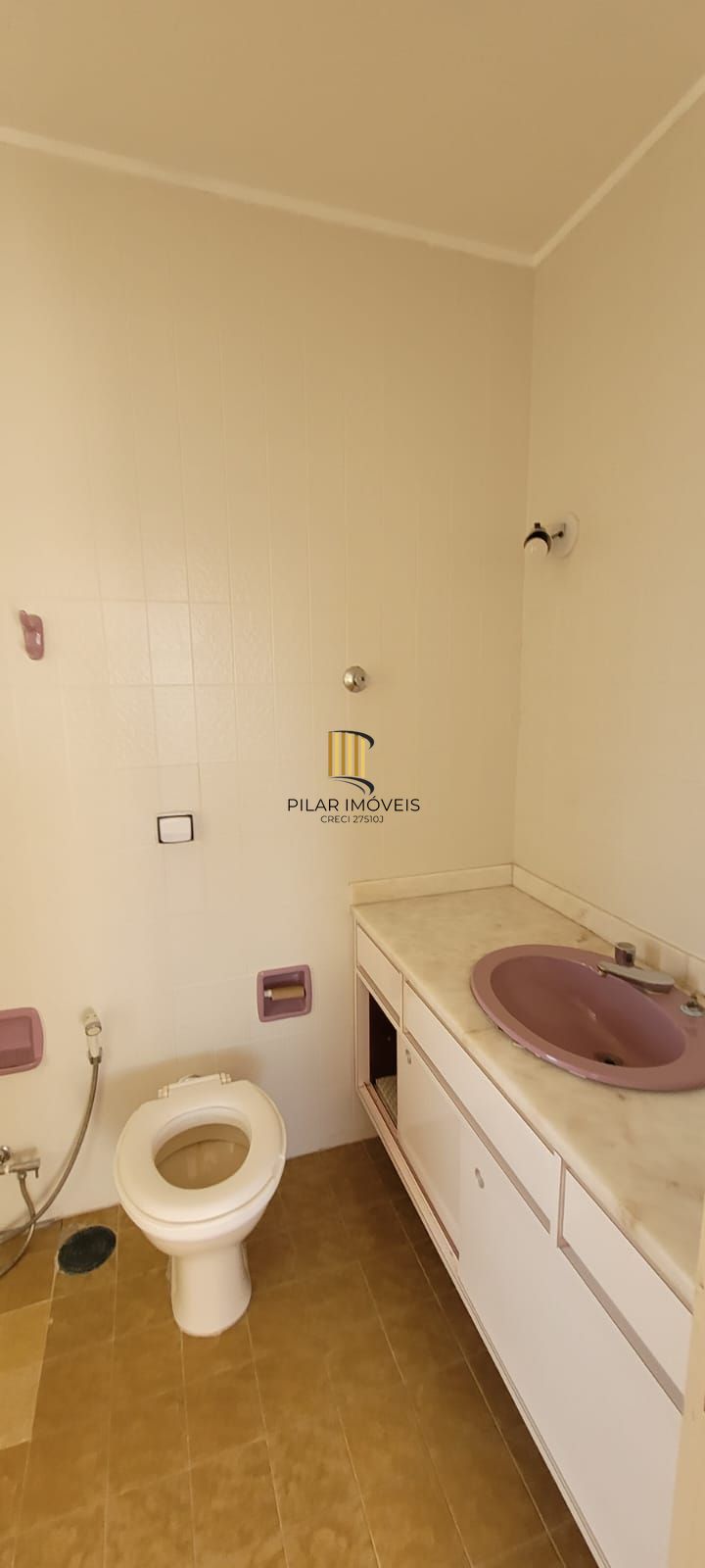 VENDA APARTAMENTO 3 DORMITÓRIOS, SUITE, GARAGEM, ELEVADOR, VISTA, EXCELENTE ORIENTAÇÃO SOLAR, BAIRRO RIO BRANCO JUNTO AO BOM FIM