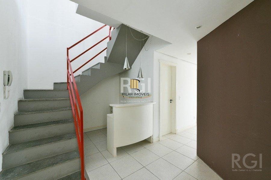 Conjunto/Sala para Venda - 153m², 0 dormitórios, 1 vaga - Petrópolis