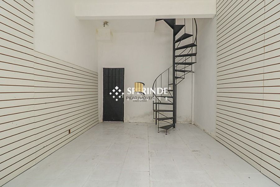  VENDA Loja na Rua Alberto Bins, Próximo a elevada,   com área privativa de 78,92 m².