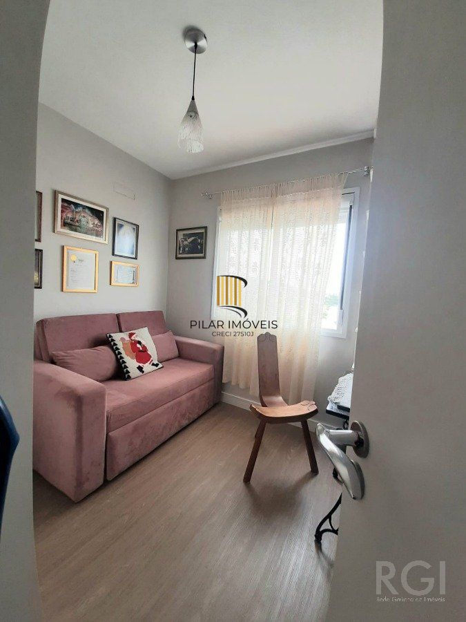 APARTAMENTO  VENDA de  2 dormitórios, suíte,  Medianeira,  1 vaga de garagem escriturada