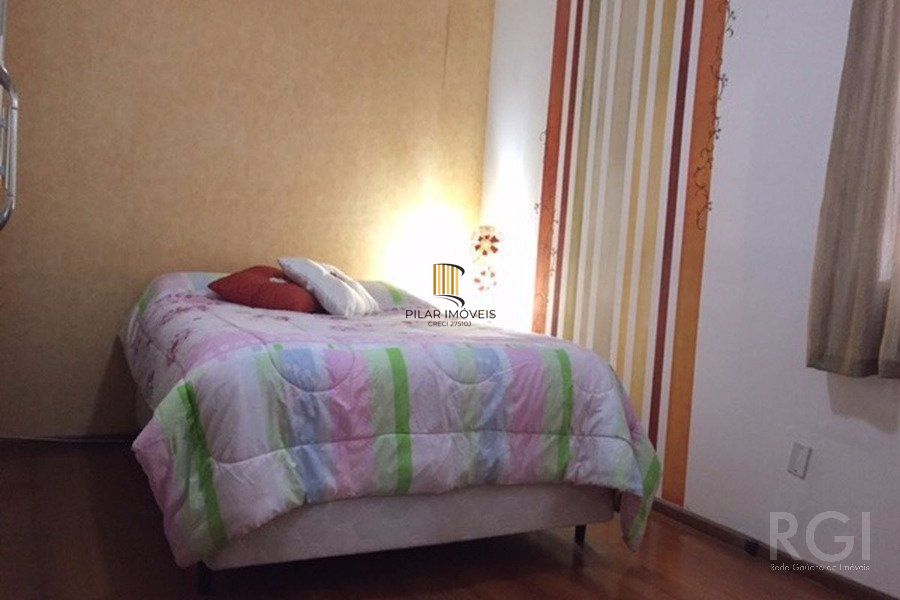 Apartamento para Venda - 79.27m², 4 dormitórios, Menino Deus