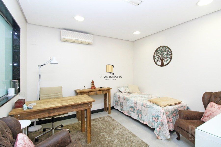 Casa para Venda - 260m², 3 dormitórios, sendo 1 suites, Rio Branco