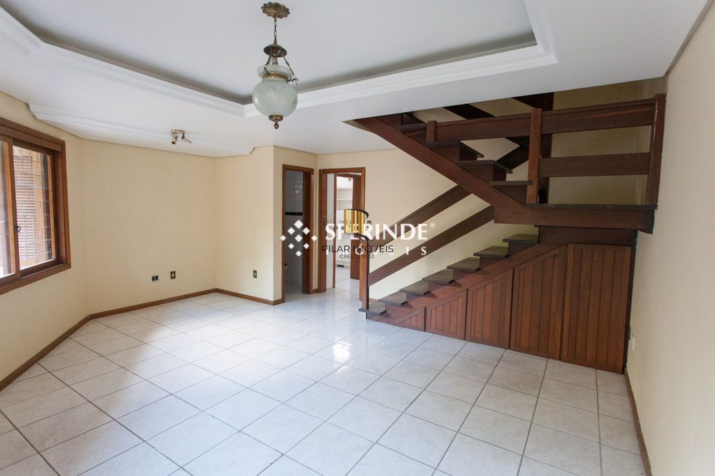 Excelente casa , com 126m2 de área privativa no Bairro Vila Floresta