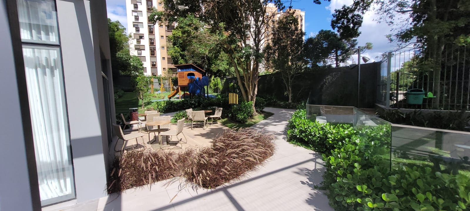 Apartamento para Venda, 3  suites, 3 vagas , 143.23m² privativos,  Lareira e Churrasqueira - INFRA COMPLETA  Rio Branco Porto Alegre RS