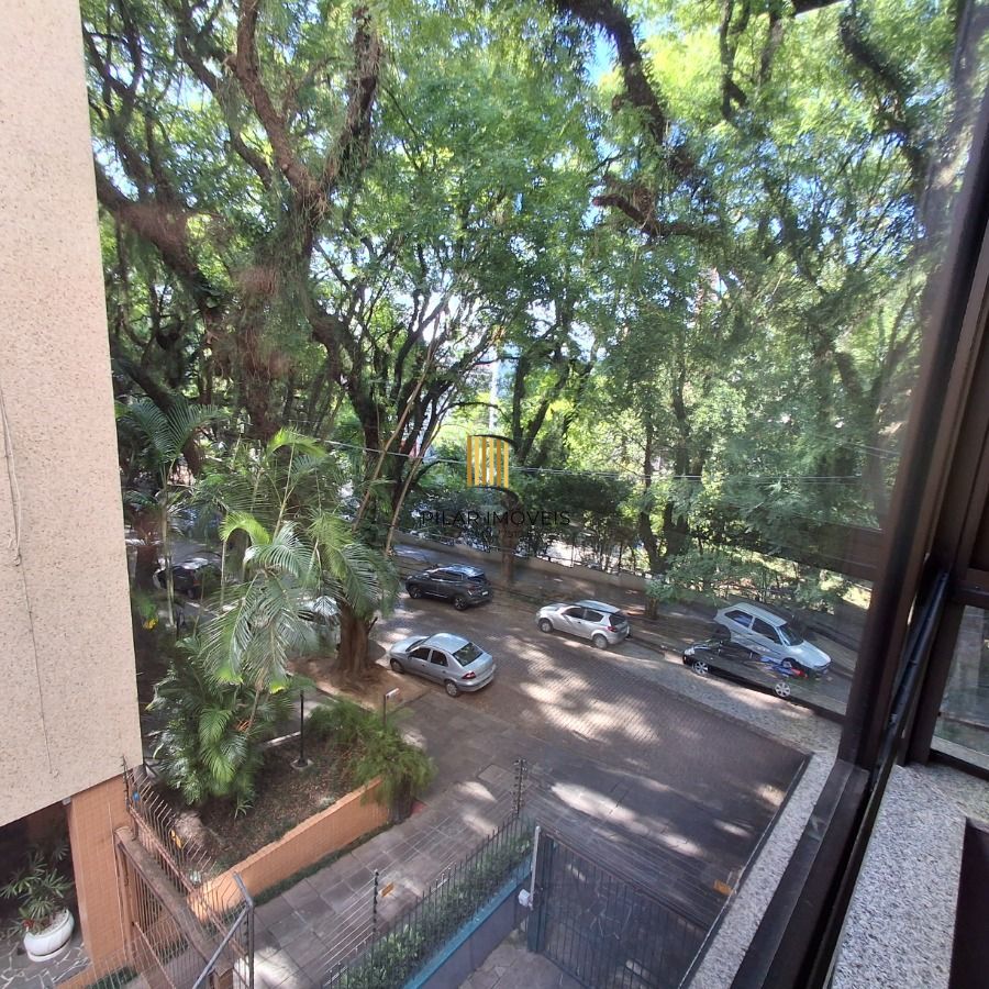 VENDA apartamento de 3 dormitórios, no bairro Moinhos de Vento, com 158 m² de área privativa