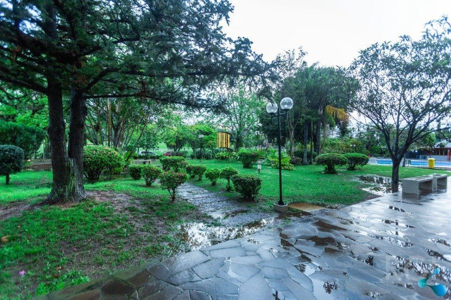 Apartamento com 1 dormitório Garagem e Elevador à venda na Boa Vista Porto Alegre RS