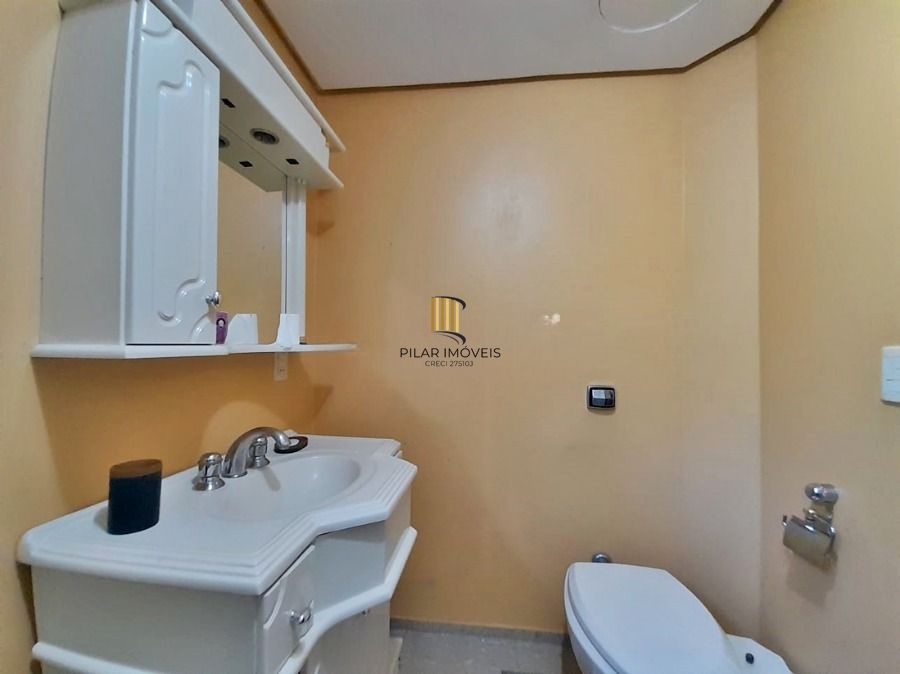 Casa 5 dormitórios no bairro Vila Nova