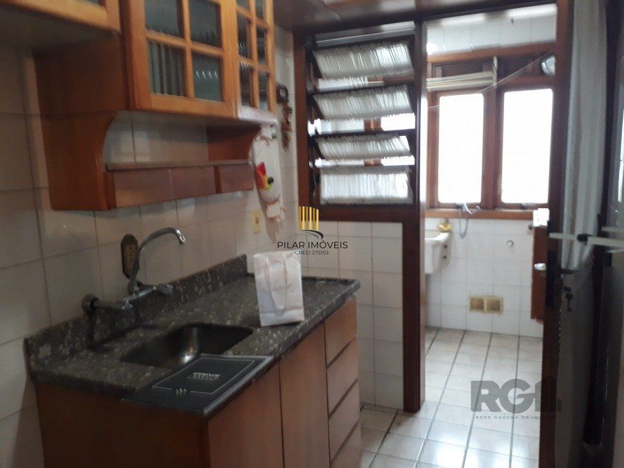 Apartamento 2 Dormitório(s) Bairro Petrópolis ANDAR ALTO Elevador e garagem