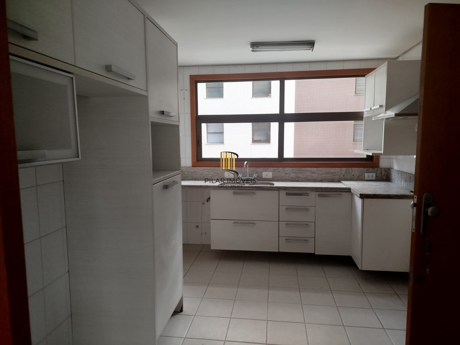 Apartamento 3 dormitórios no bairro Mont Serrat