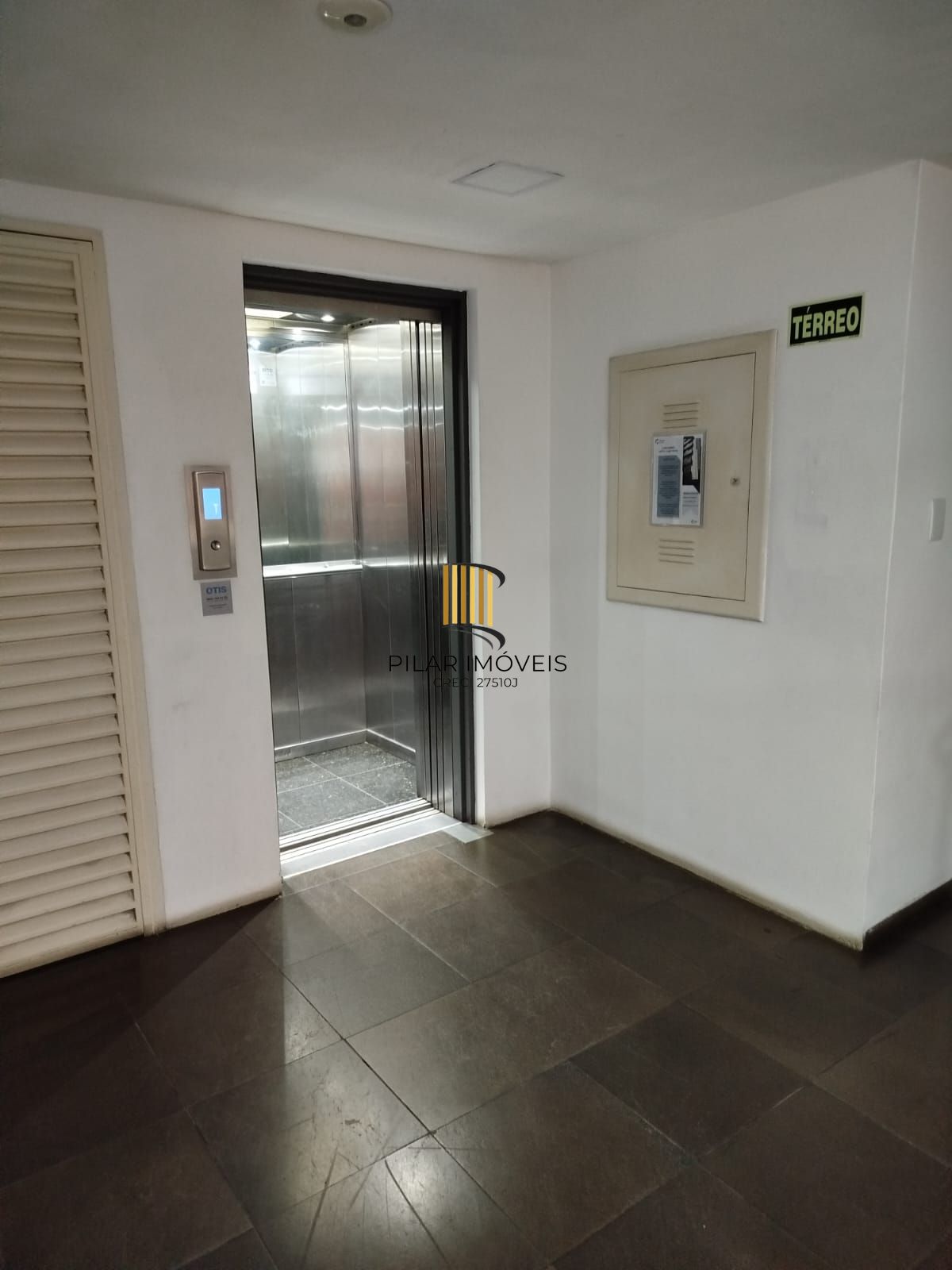 Apartamento 3 dormitórios no bairro Moinhos de Vento