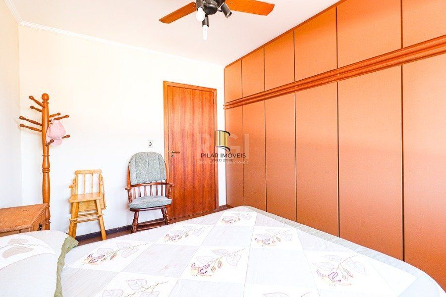 Apartamento para Venda - 172.8m², 3 dormitórios, sendo 1 suites, 1 vaga - Menino Deus