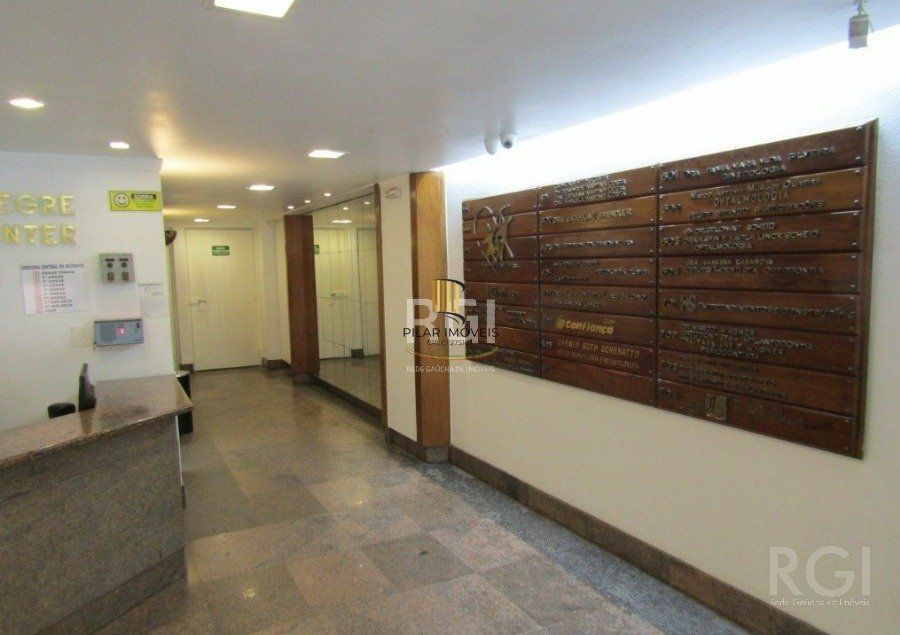 SALA AMPLA COM 73M² PRIVATIVOS, CENTRO PORTO ALEGRE, GARAGEM, ELEVADOR