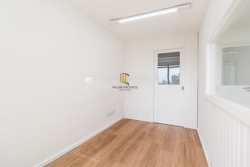 SALA COMERCIAL 43M², MOINHOS DE VENTO, PORTO ALEGRE