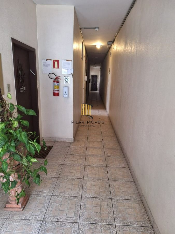 Apartamento 2 dormitórios no bairro Floresta