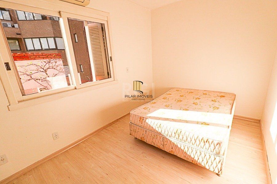 Excelente apartamento de 3 dormitórios , uma suíte , próximo ao Grêmio Náutico União de Petrópolis,