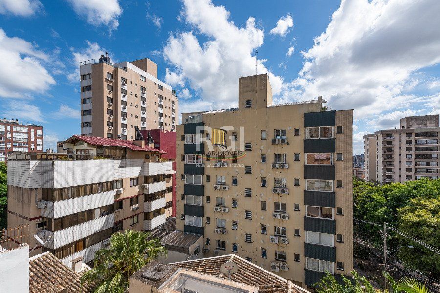 Apartamento 2 dormitórios no bairro Mont Serrat